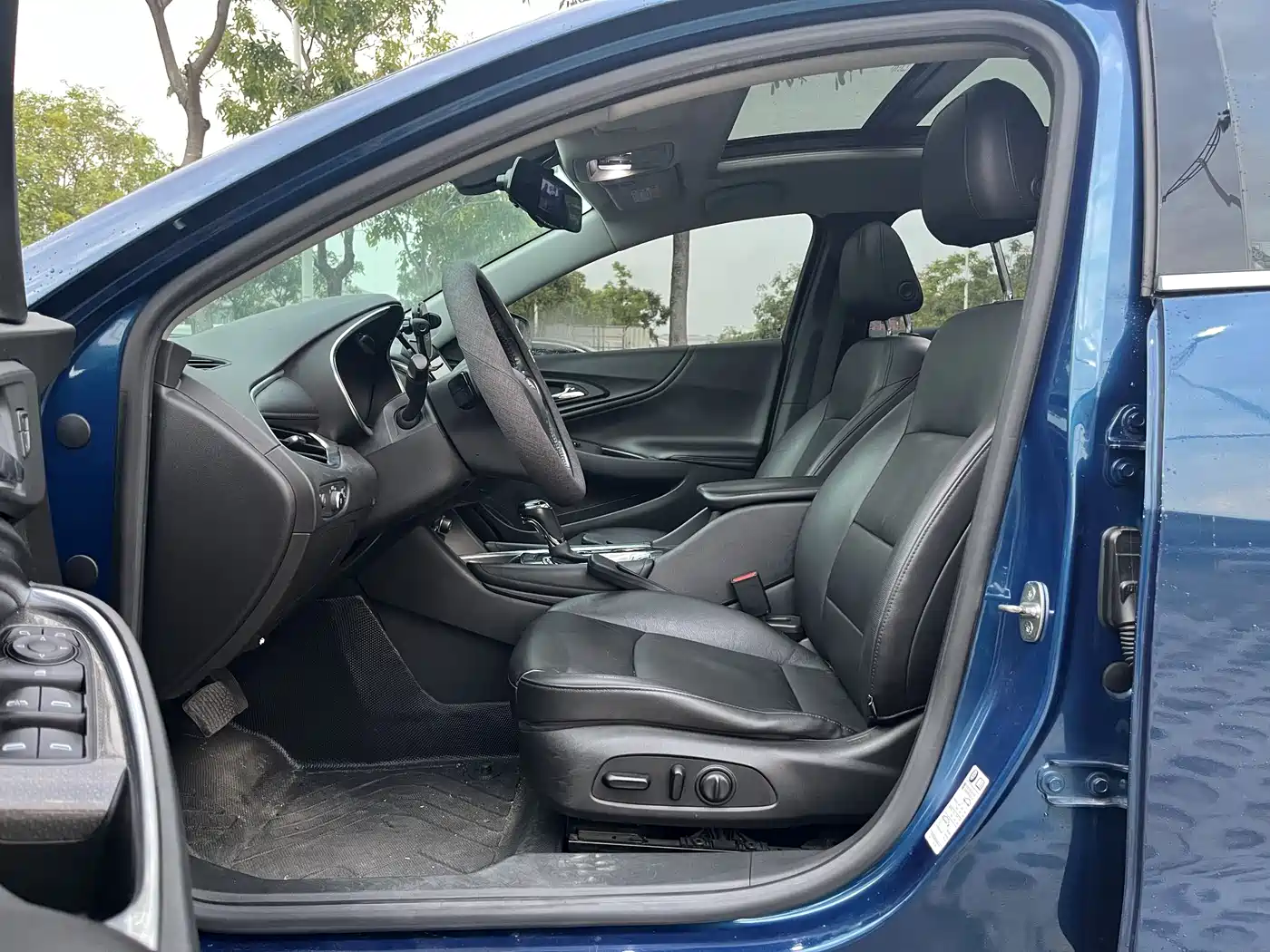 CHEVROLET MAI RUIBAO XL