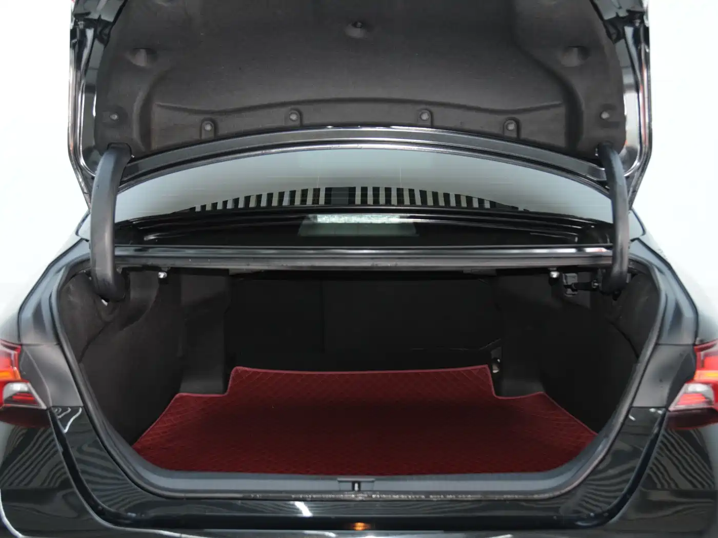 Toyota Avalon 2022 2.5L Luxury Edition фото 7