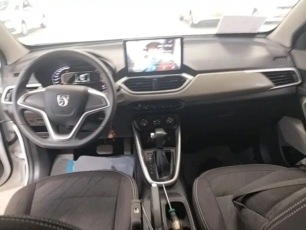 Photo 10 - Baojun 510
