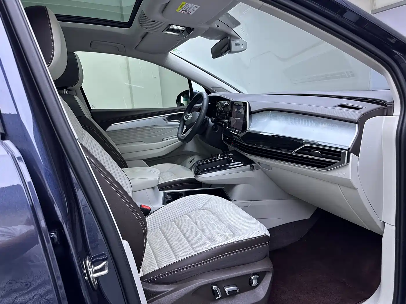 Volkswagen Talagon 2022 380TSI 4WD Luxury Premium Pro Edition 7-Seater фото 13