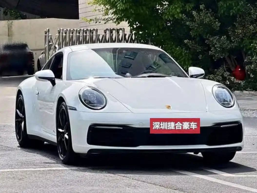 Фото 2 - Porsche 911