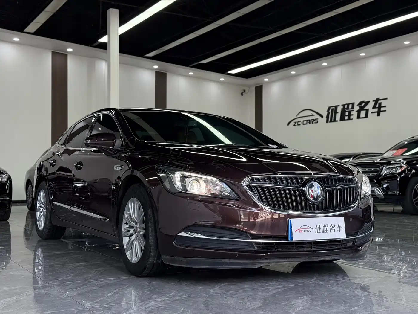 Buick LaCrosse 2016 20T Luxury фото 3