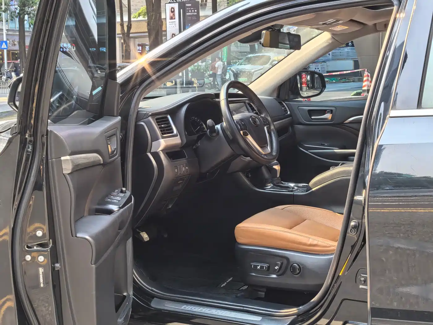 Toyota Highlander 2018 Model 2.0T 4WD Knight Edition 7-Seater China VI фото 18