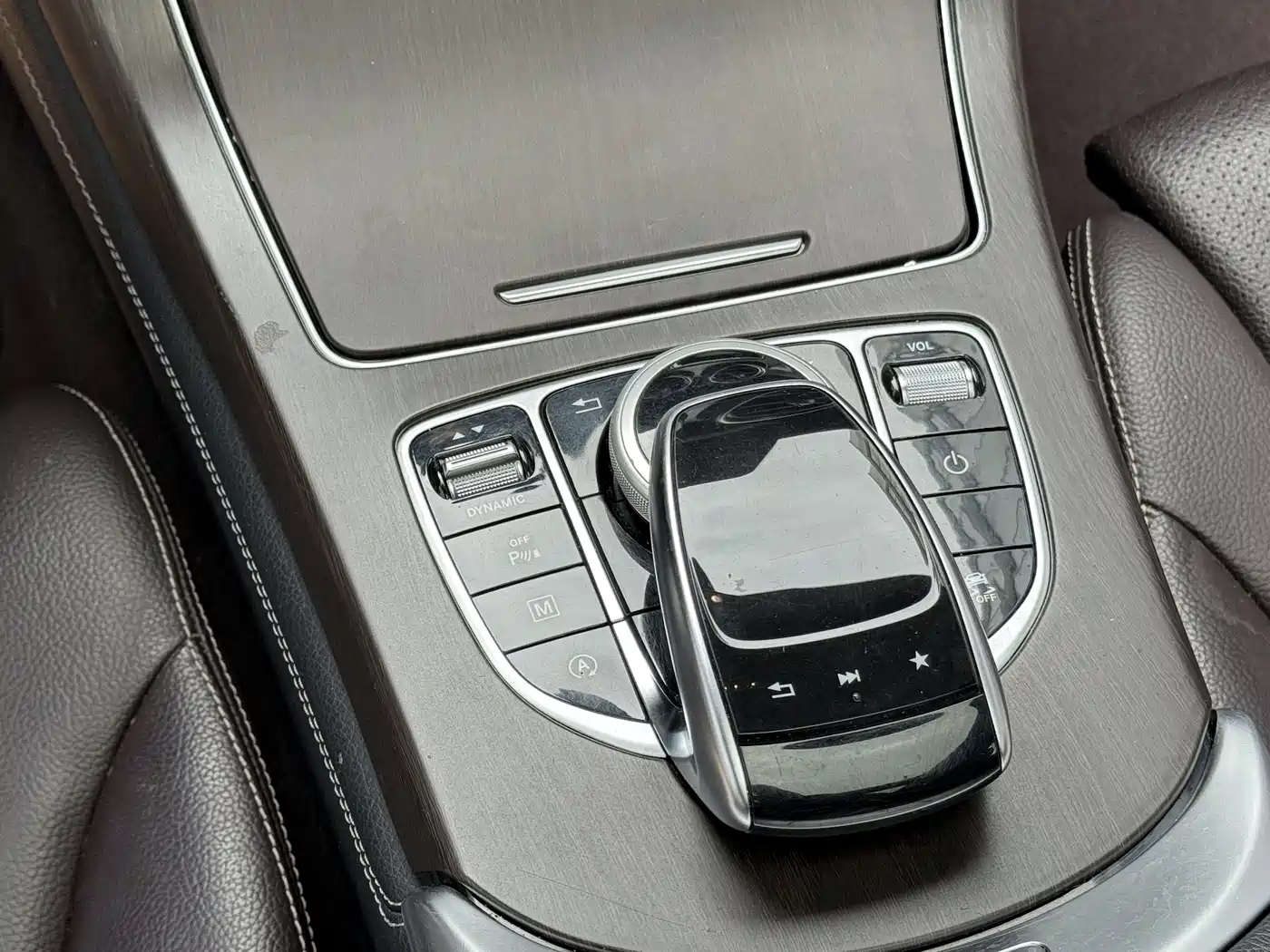 Mercedes-Benz GLC 2017 GLC 200 4MATIC фото 46