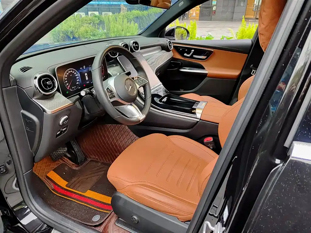 Mercedes-Benz GLC 2024 GLC 260 L 4MATIC Dynamic 5-seater фото 7