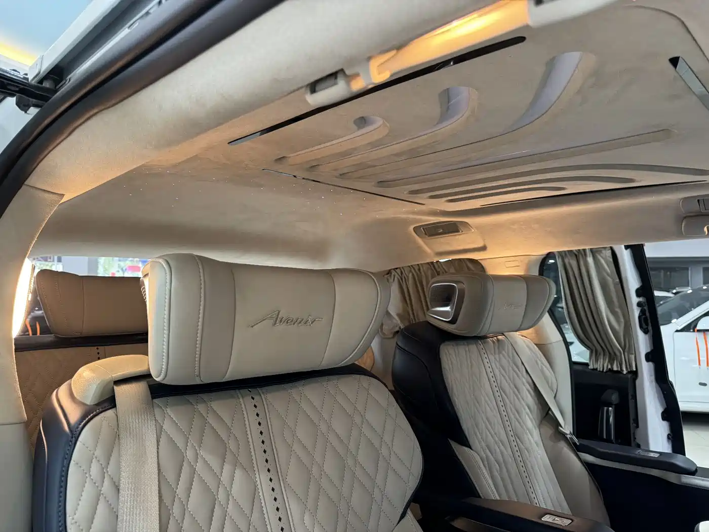 Buick GL8 2022 Land Business Class 652T Comfort фото 10