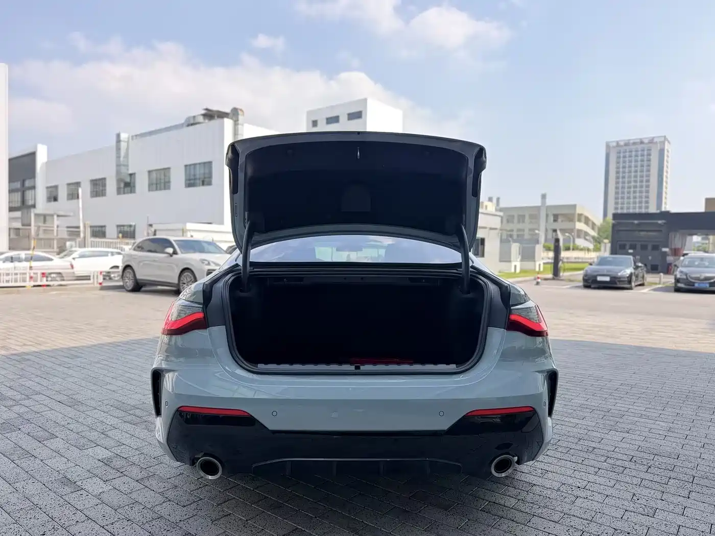 BMW 4 Series 2024 425i M Sport Package фото 6