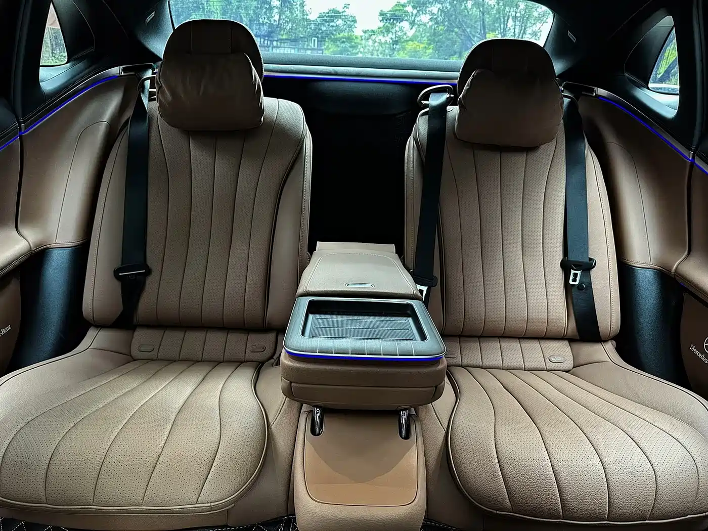 Mercedes-Benz E-Class 2024 Model E 300 L Luxury фото 25