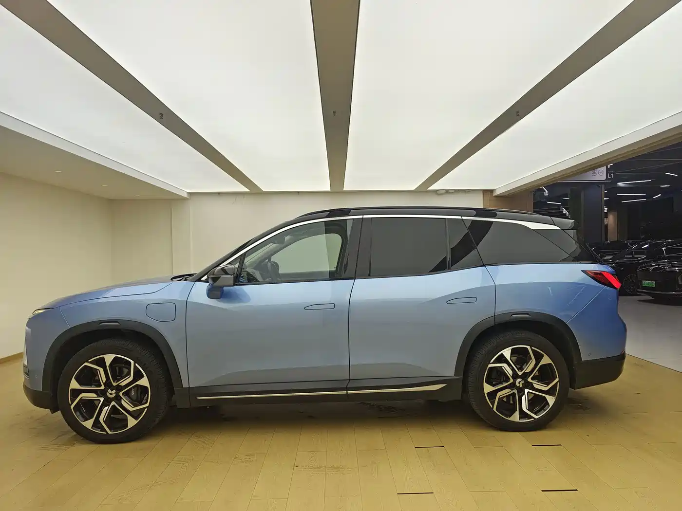 NIO ES8 2019 2018 Founder Edition