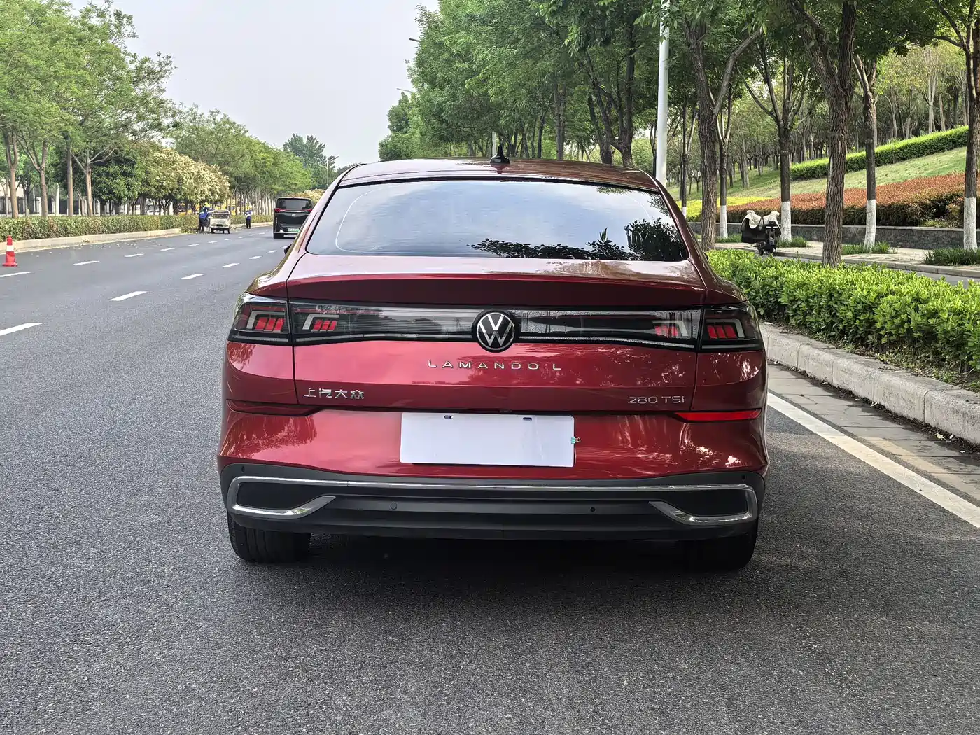 VOLKSWAGEN LINGDU