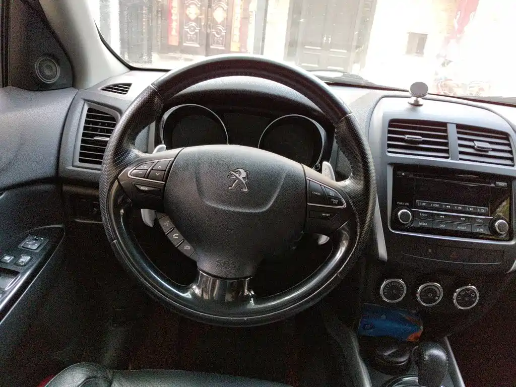 Peugeot 4008 (Import) 2014 2013 2.0L 4WD Luxury