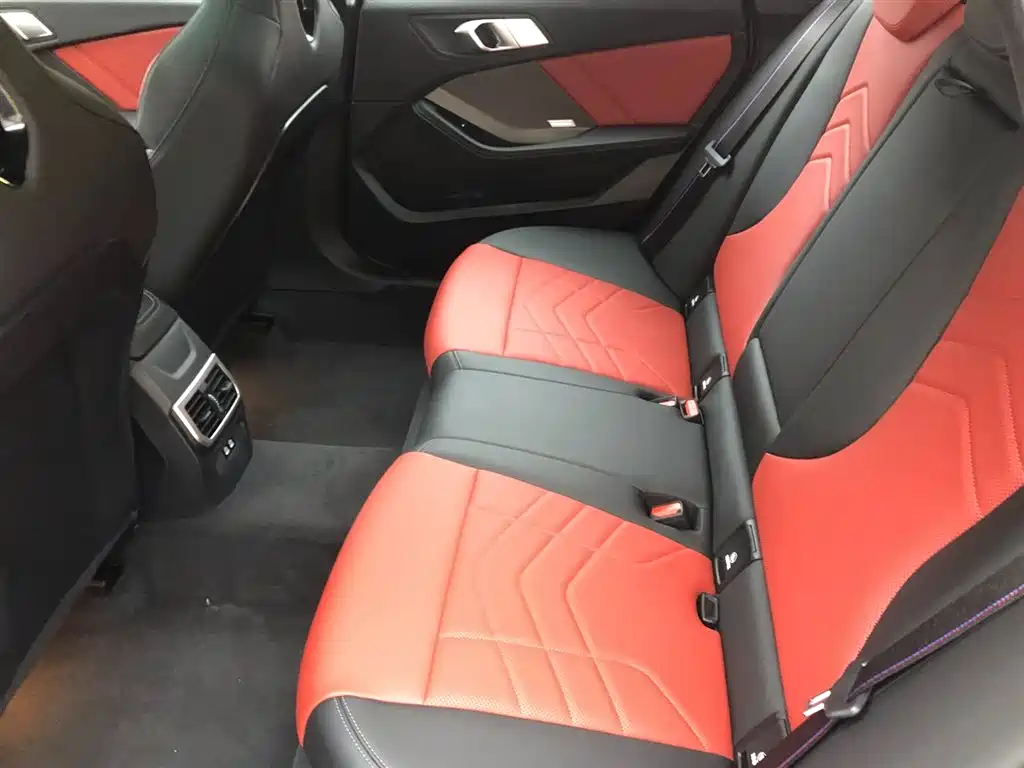 BMW M235L 2025 M235L фото 9