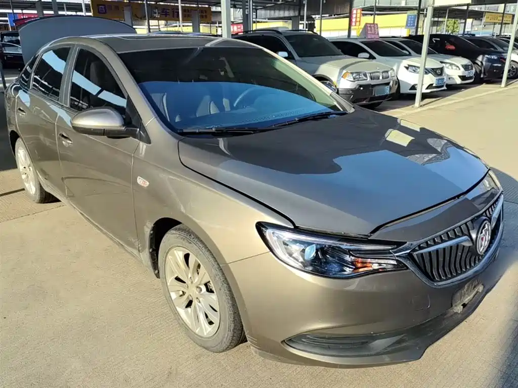 Buick Excelle 2021 Exemplar 1.5L Auto Elite фото 4