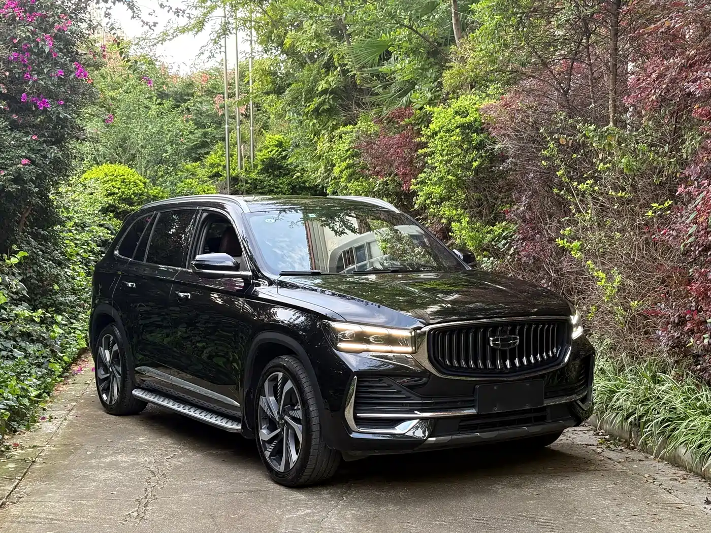 Фото 9 - Geely Xingyue L