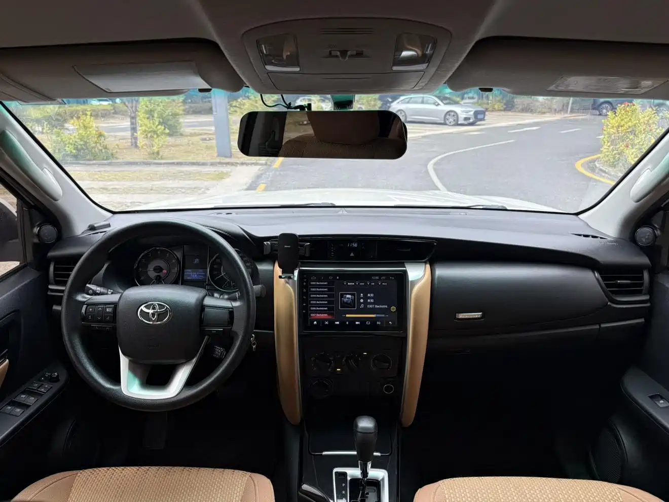 Toyota Fortuner 2016 2.7L Middle East Edition фото 9