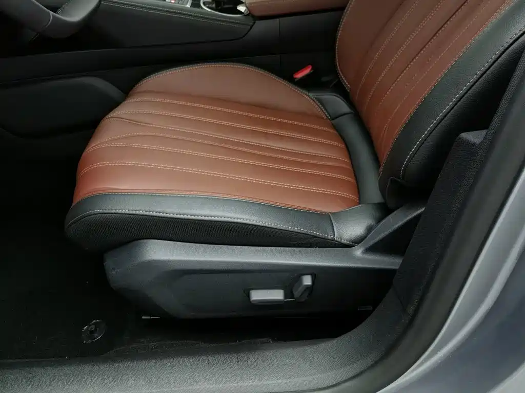 Photo 20 - Peugeot 508