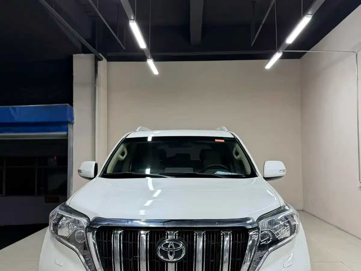 Toyota Prado (Import) 2015