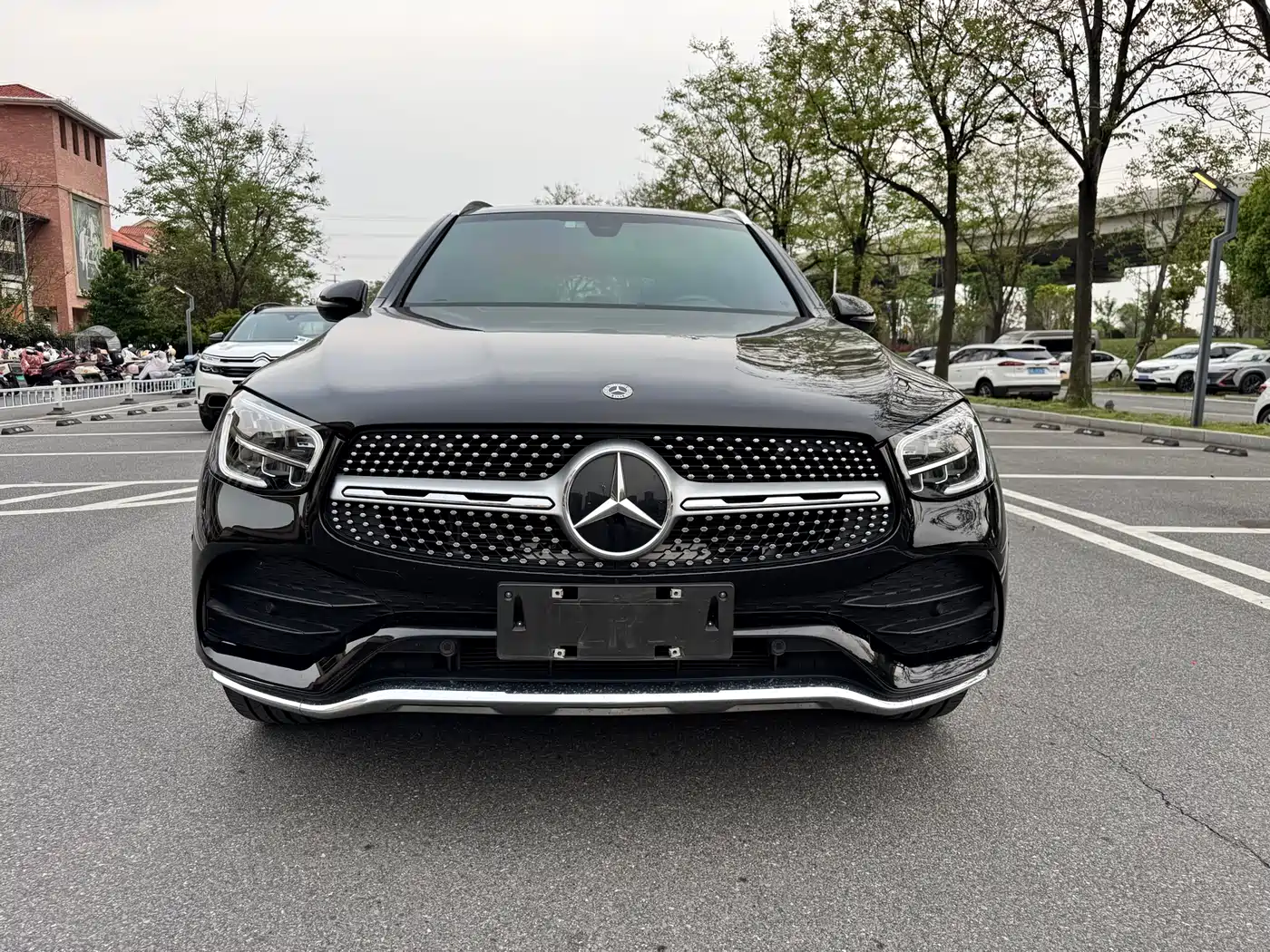 Mercedes-Benz GLC 2022 Facelift GLC 300 L 4MATIC Dynamic Collector's Edition фото 2