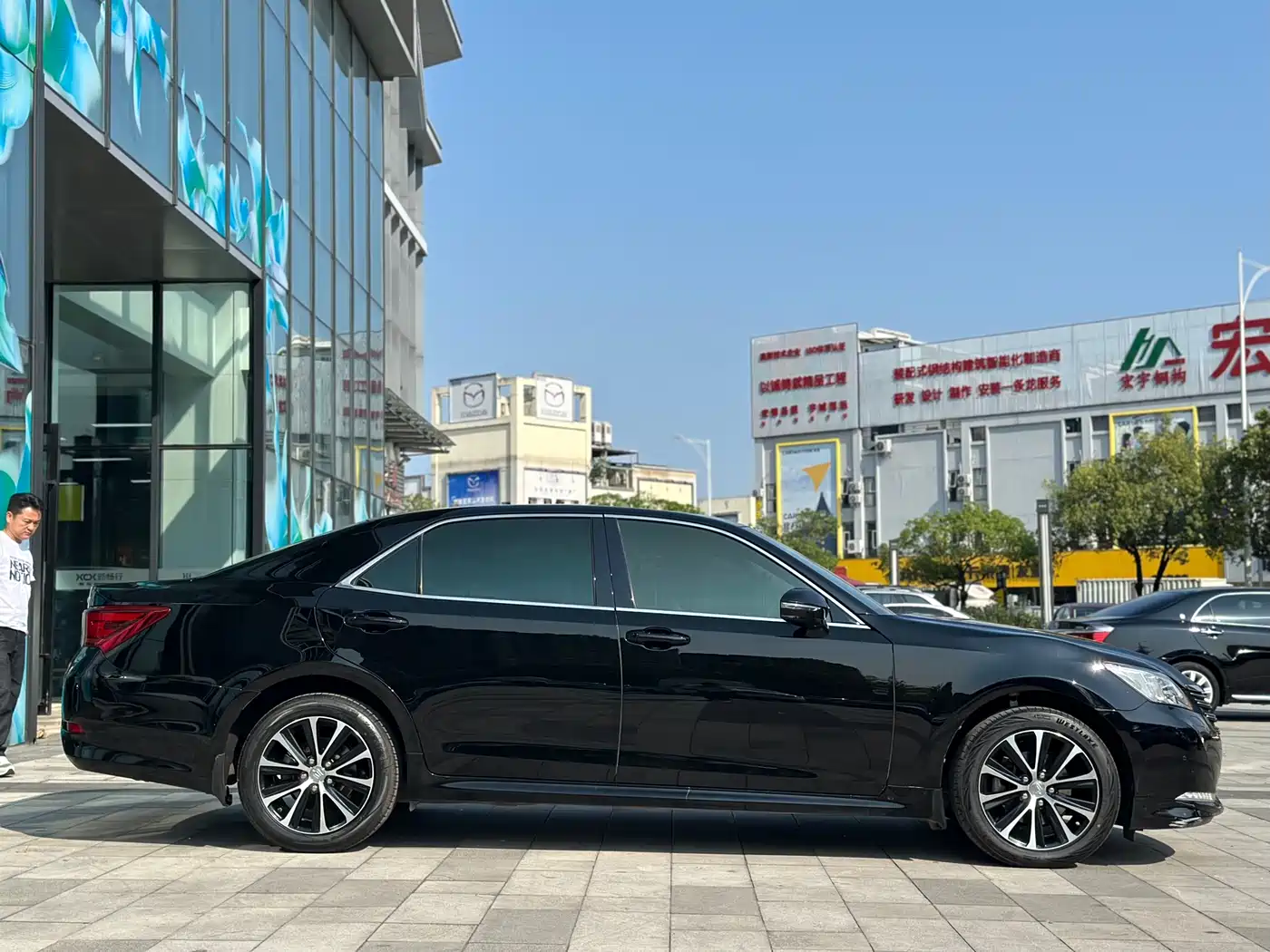 Toyota Crown 2018 2.0T Fashion Edition фото 6