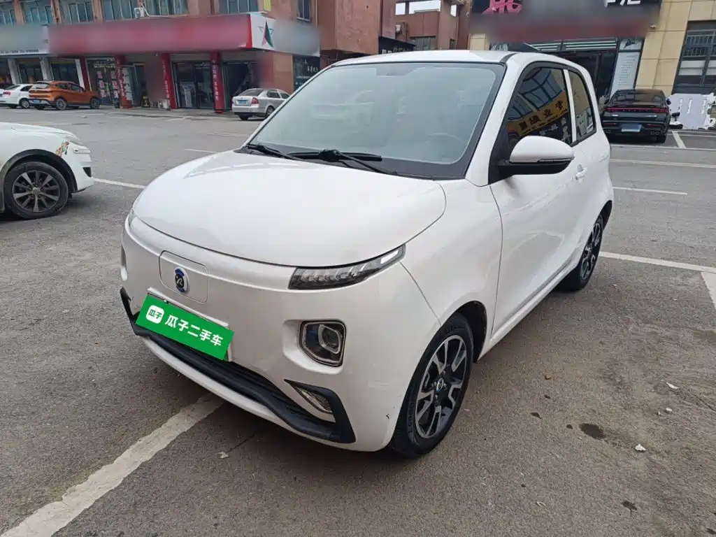 Huachen Xinyi Brilliance Xinyi i03A 2023 2022 Leasing Custom Edition