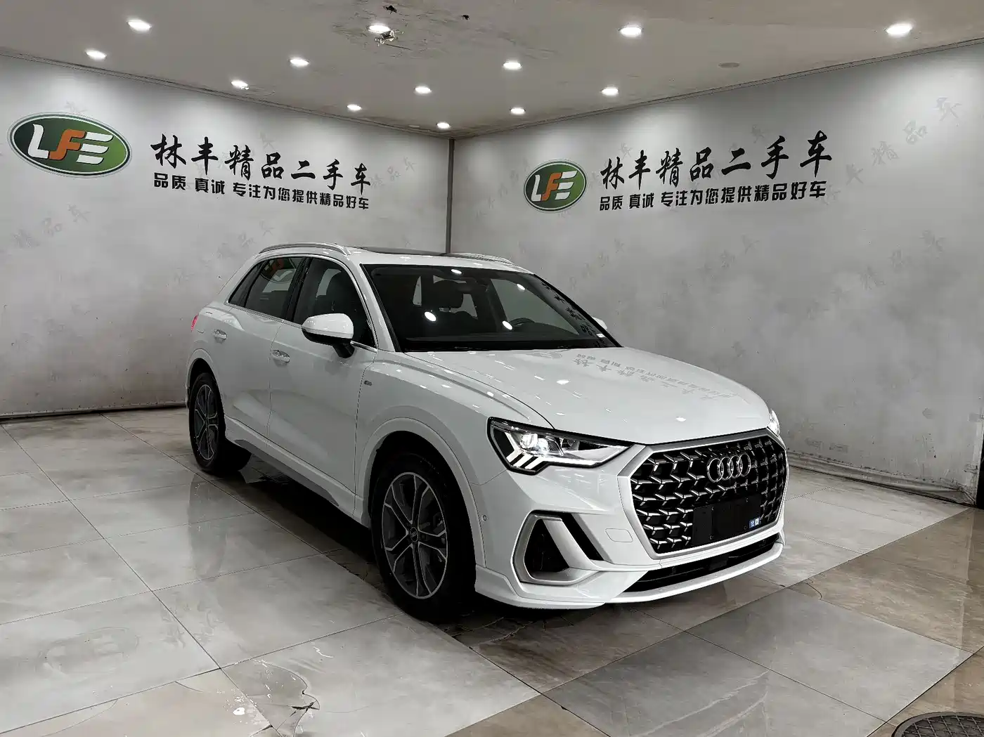 Audi Q3 2024 40 TFSI Fashion Sport фото 4