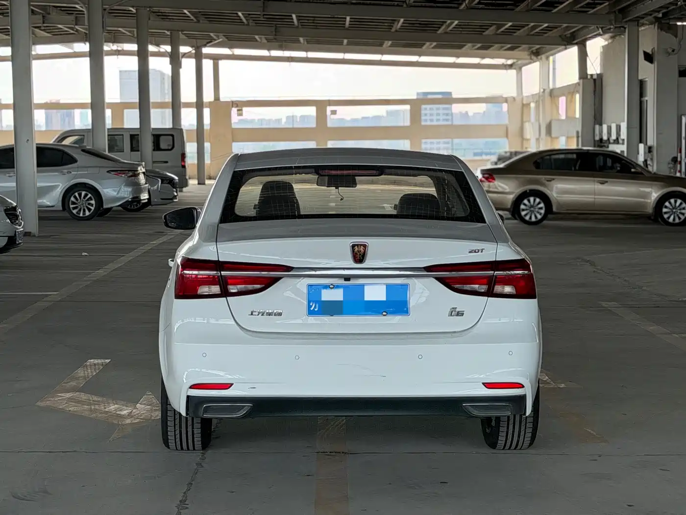 Roewe i6 2018 2017 20T Auto Flagship Edition