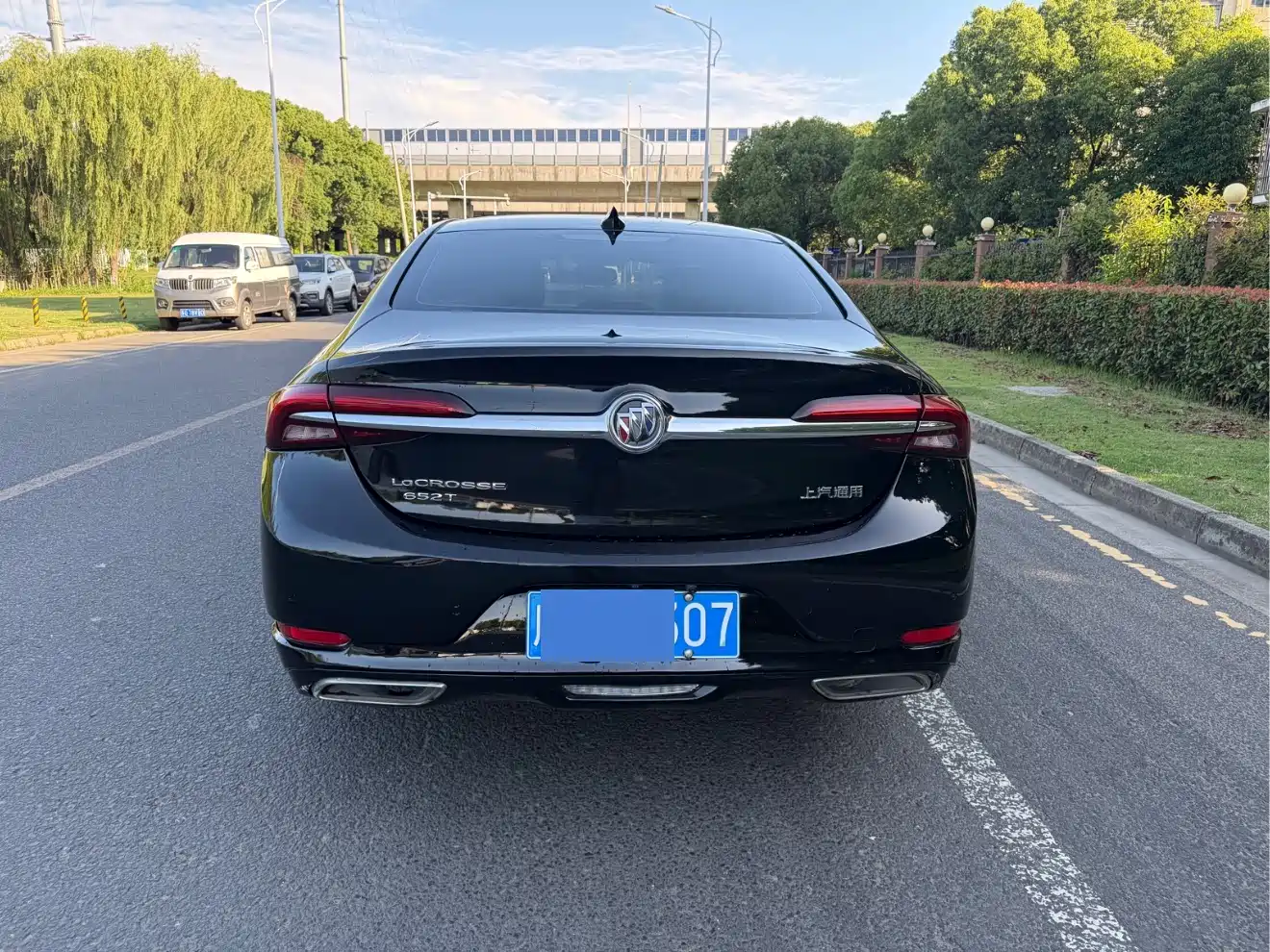 BUICK LACROSSE