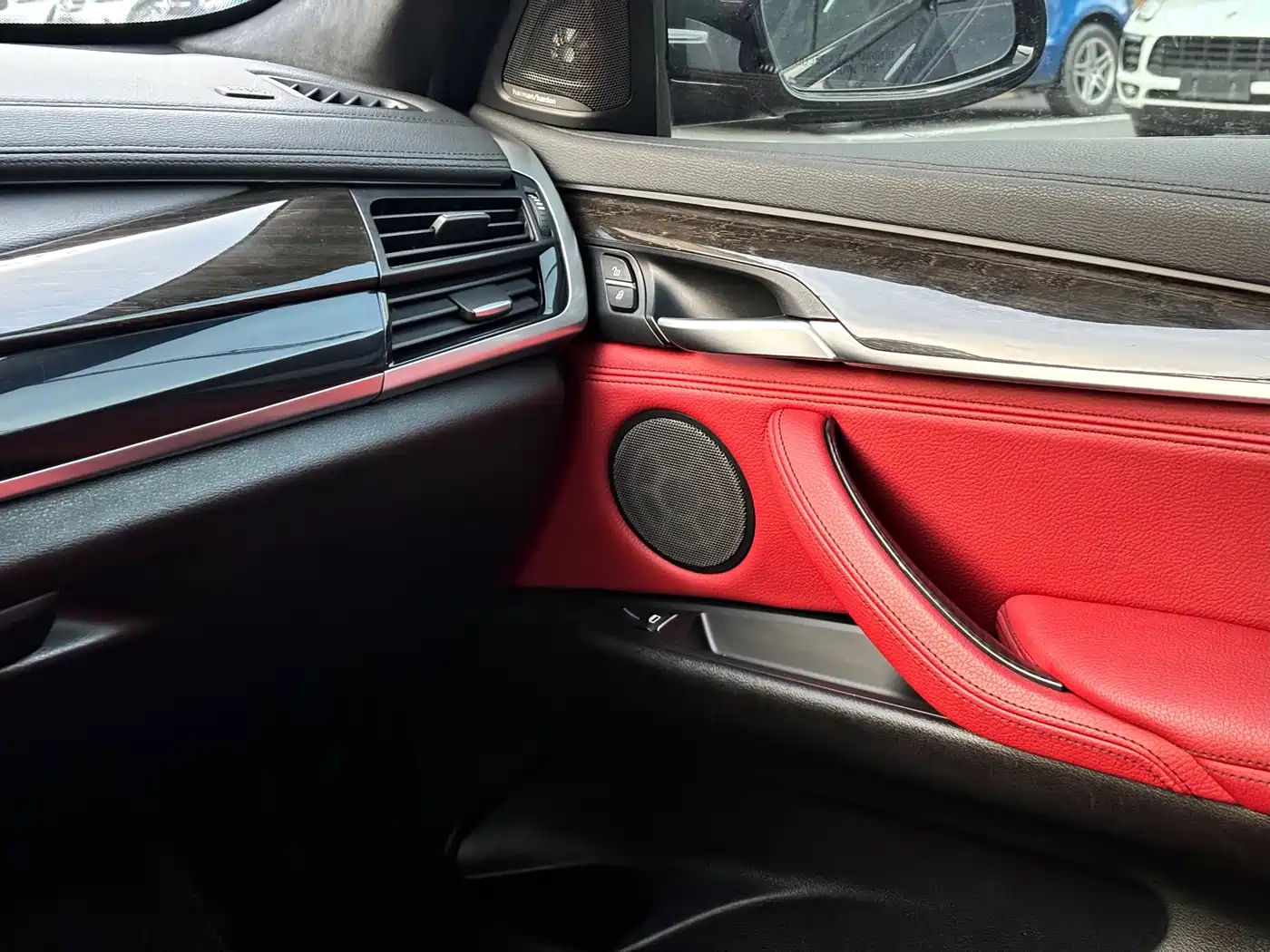 Photo 15 - BMW X6