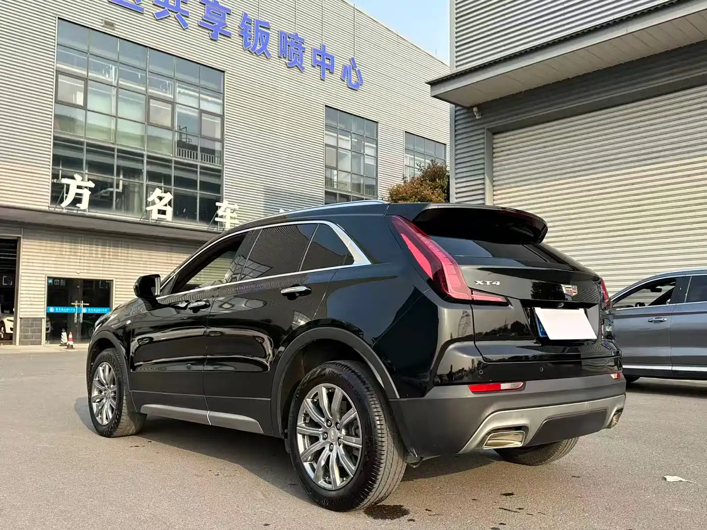CADILLAC XT4
