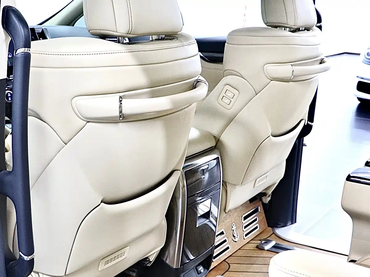 Toyota Alphard 2021 Hybrid 2.5L Premium фото 13