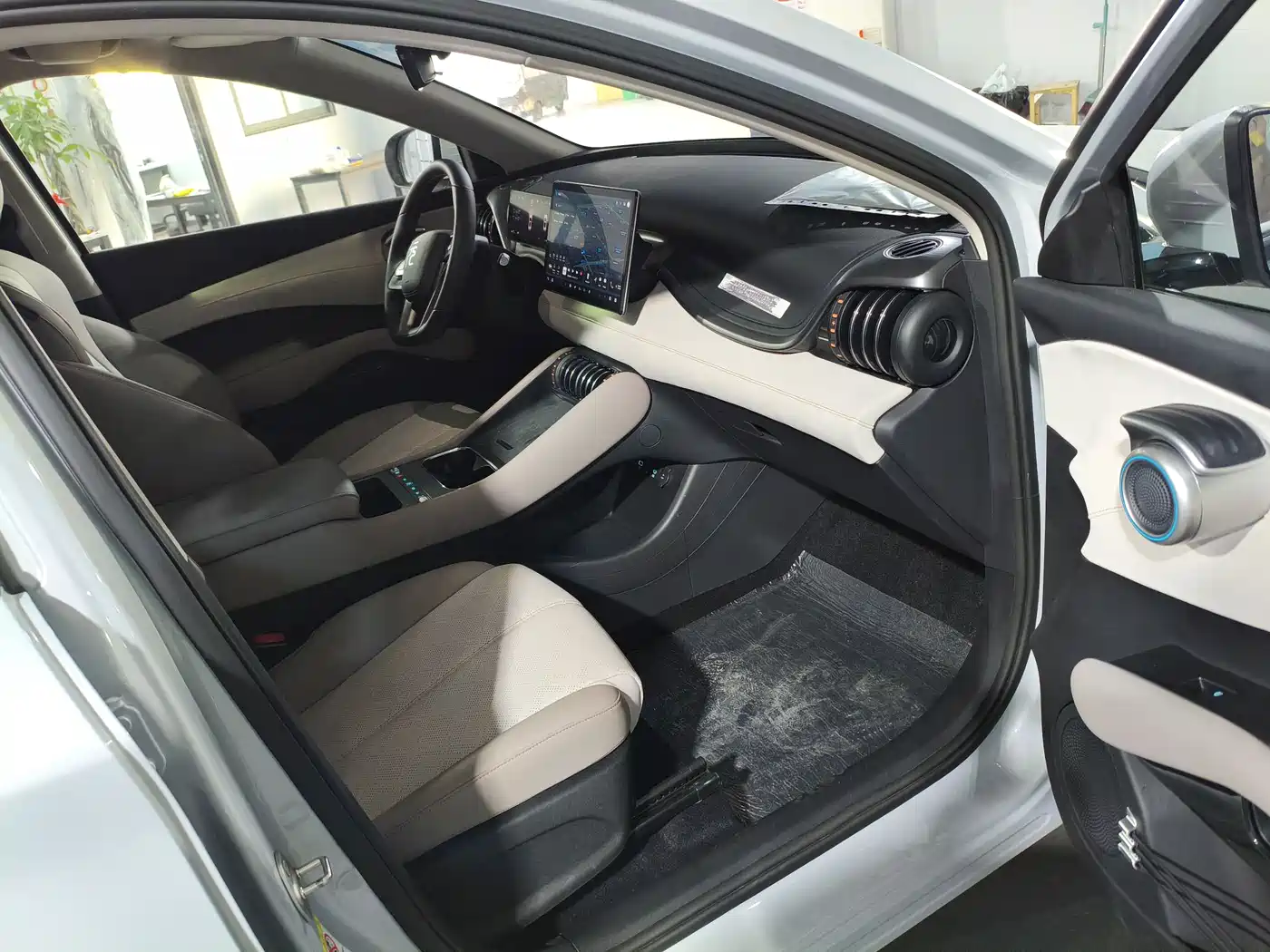 BYD Yuan PLUS 2025 Smart Drive Edition 430KM Leading фото 18