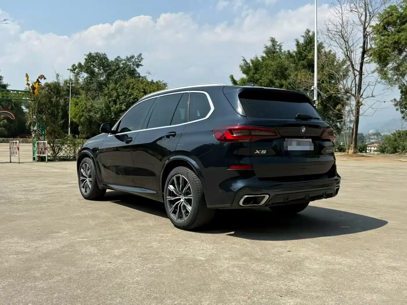 BMW X5 (Import) 2020 xDrive30i M Sport Package фото 5