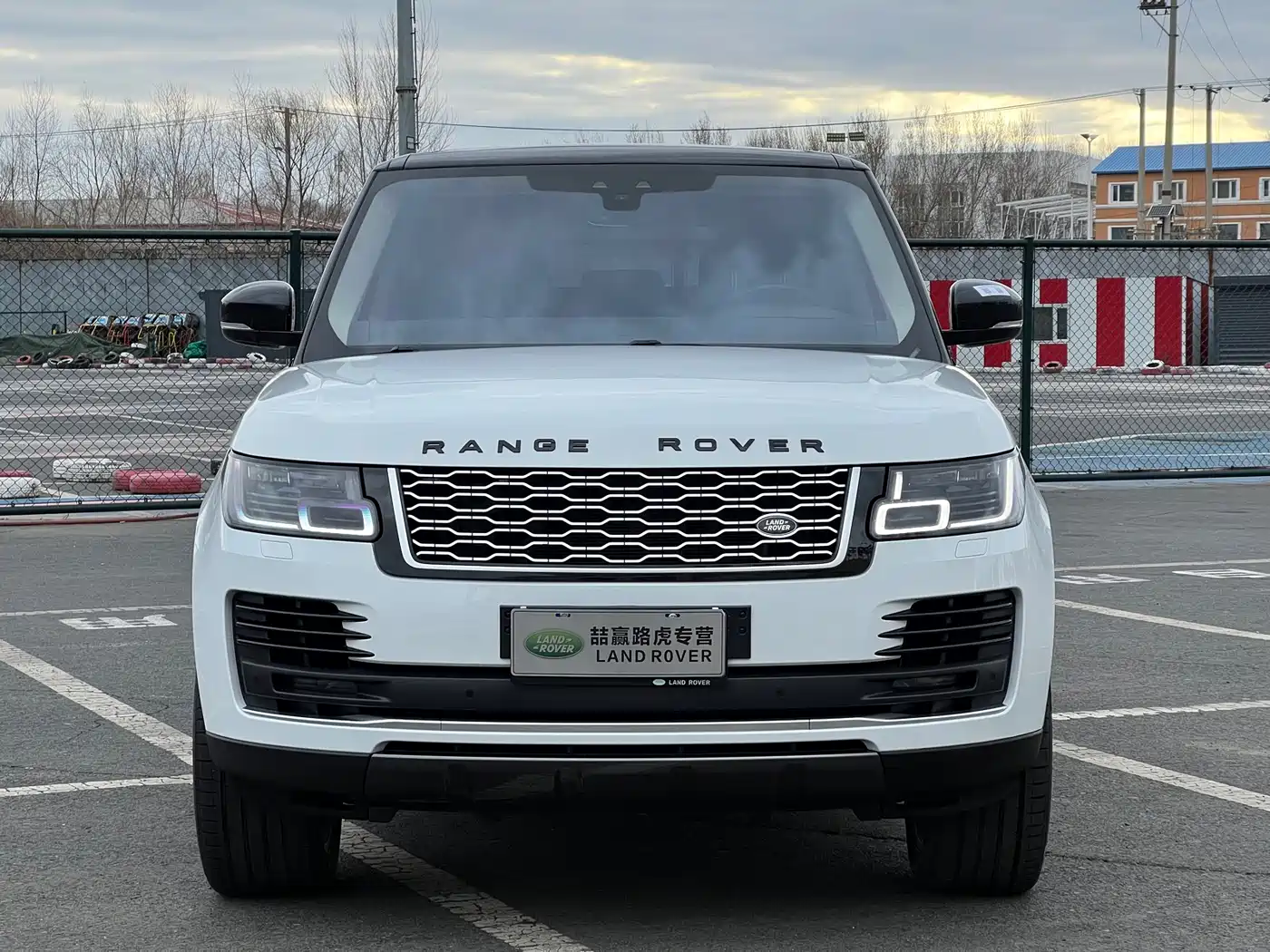 Land Rover Range Rover 2019 3.0 SC V6 Heritage Extended Edition фото 12