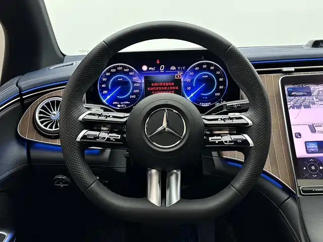Фото 11 - Mercedes-Benz EQE