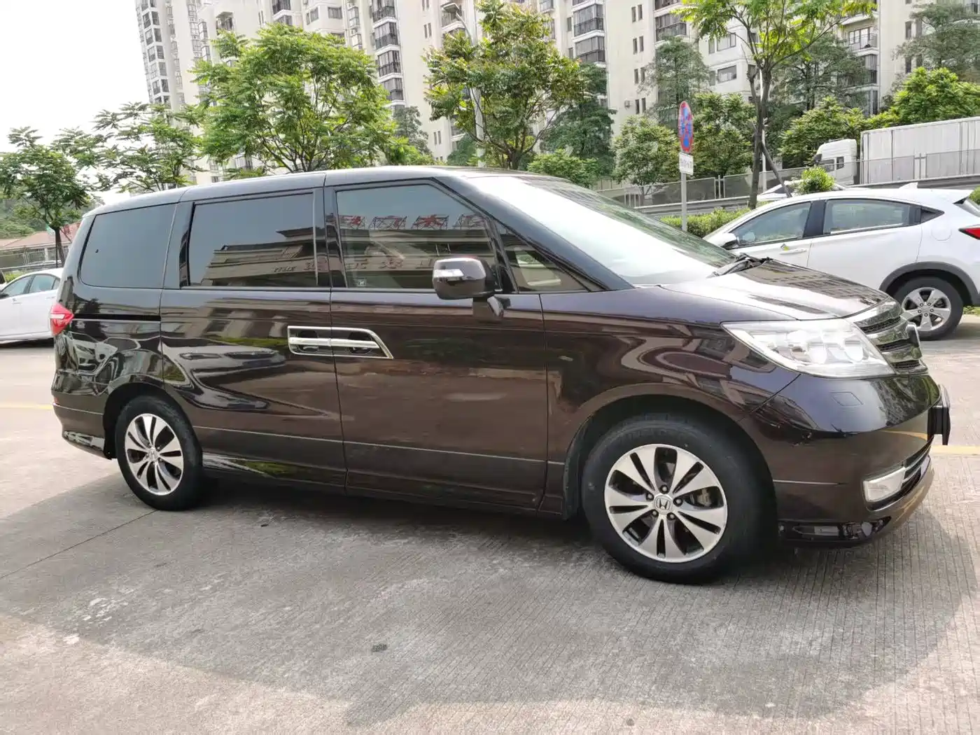 Honda Elysion 2016 2015 2.4L VTi-S Premium