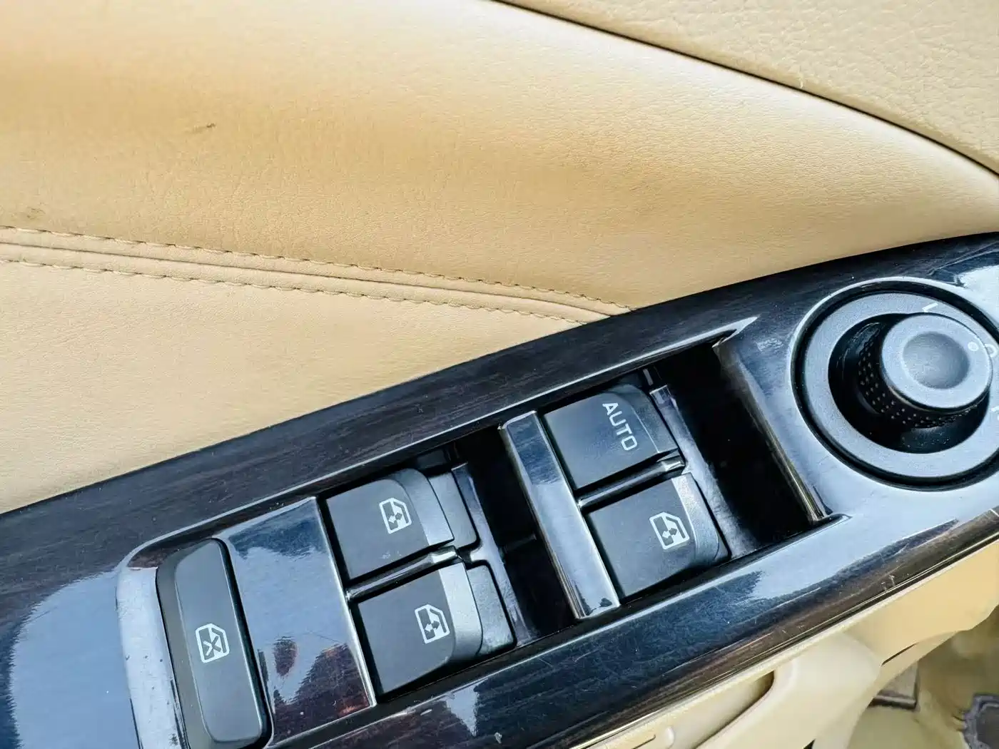Baojun 730 2015 2014 1.5L Manual Comfort 7-seater