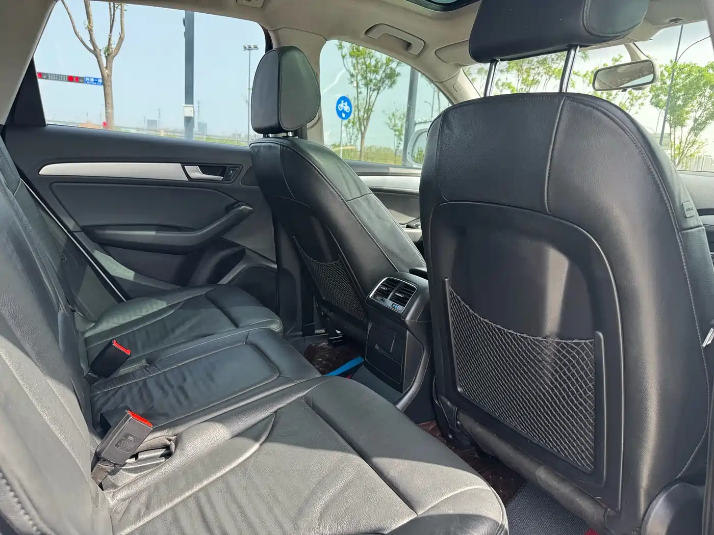 Audi Q5 2015 40 TFSI Technology фото 12
