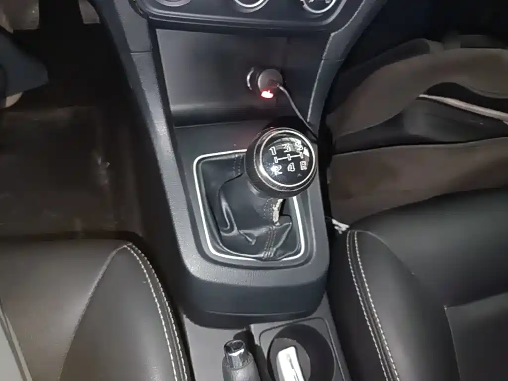 FAW Junpai A70 2017 2016 1.6L Manual Tech