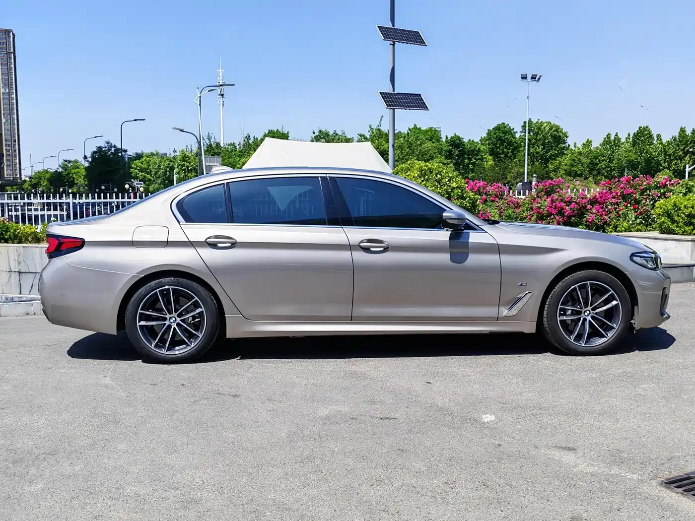 BMW 5 SERIES NEW ENERGY