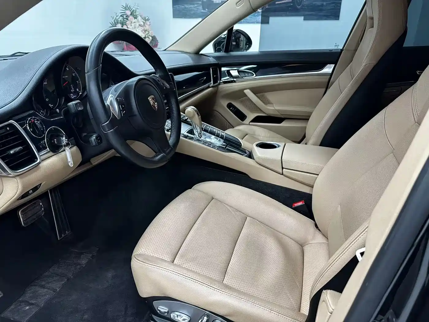 Porsche Panamera 2013 Panamera Platinum Edition 3.6L фото 11