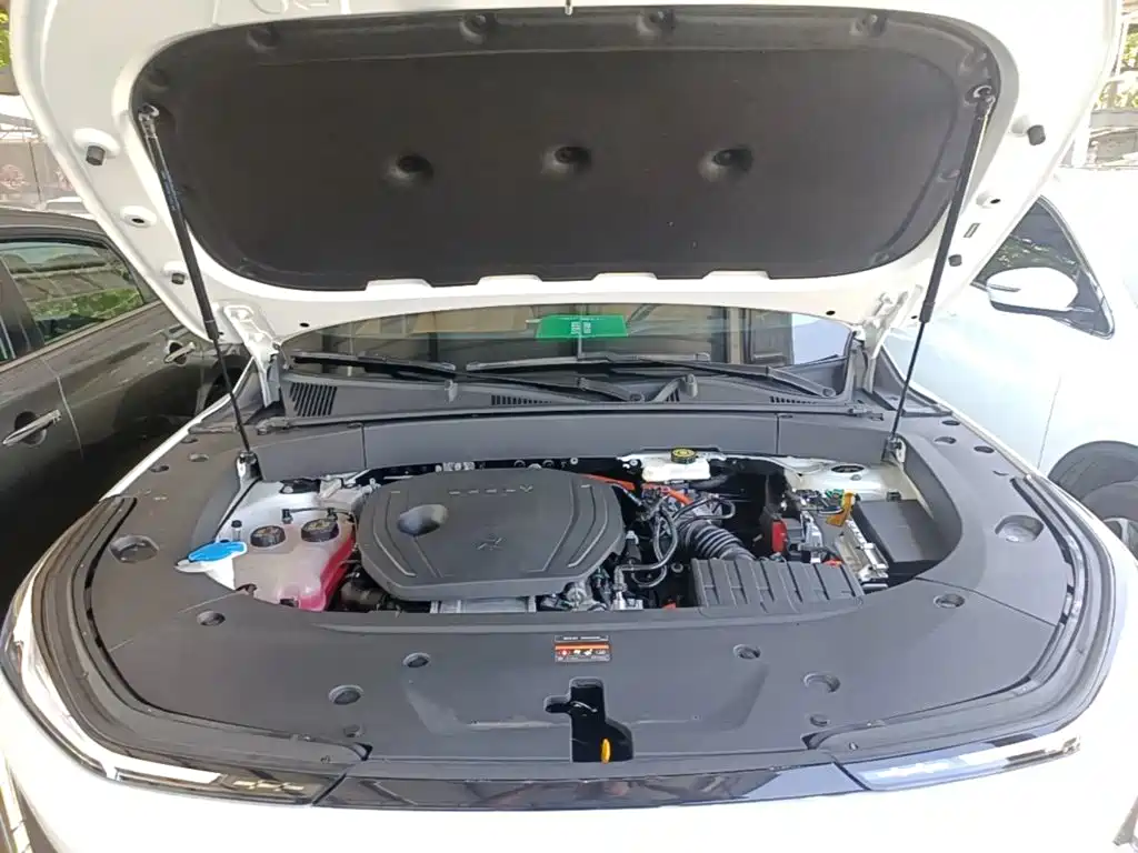 Geely Galaxy Galaxy L7 2023 2023 1.5T 115km PLUS