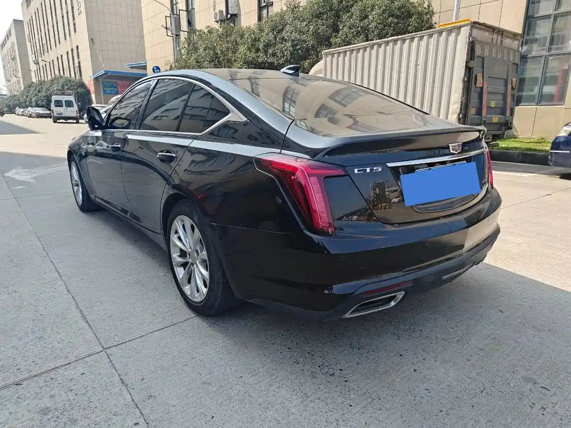 CADILLAC CT5