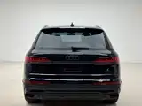 Photo 24 - Audi Q7
