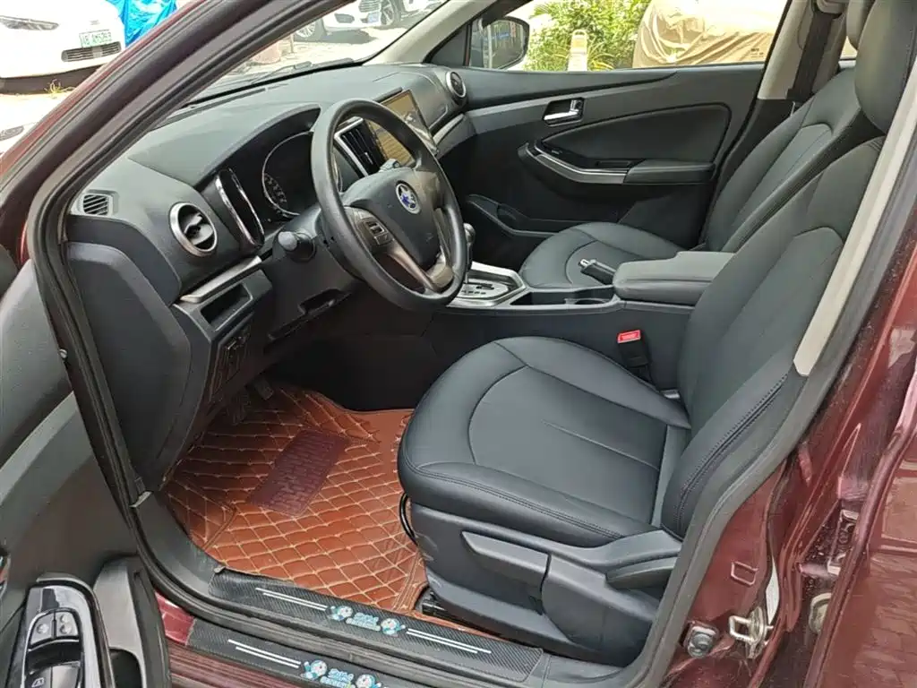 Venucia T70 2017 2016 2.0L CVT Rui Xing Edition