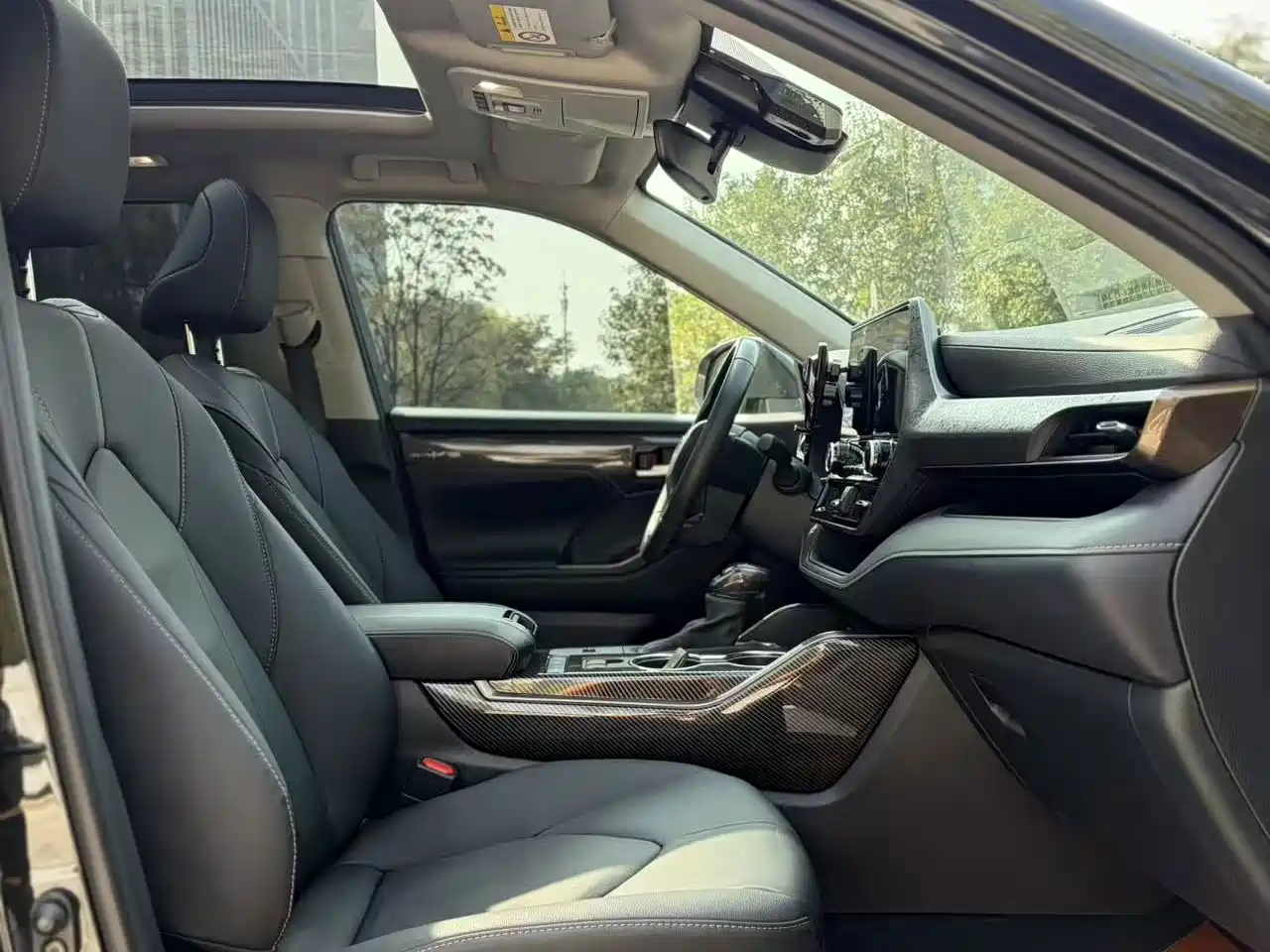 Toyota Highlander 2023 2023 2.5L Smart Hybrid AWD Knight Edition 7-Seater