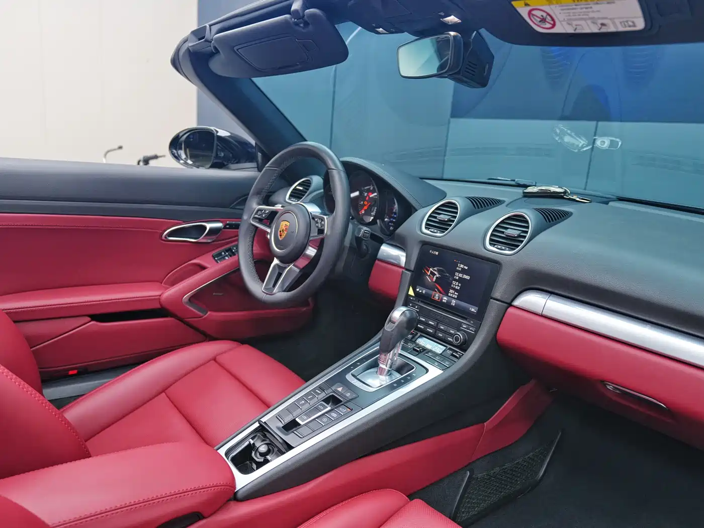Porsche 718 2018 Boxster 2.0T фото 7
