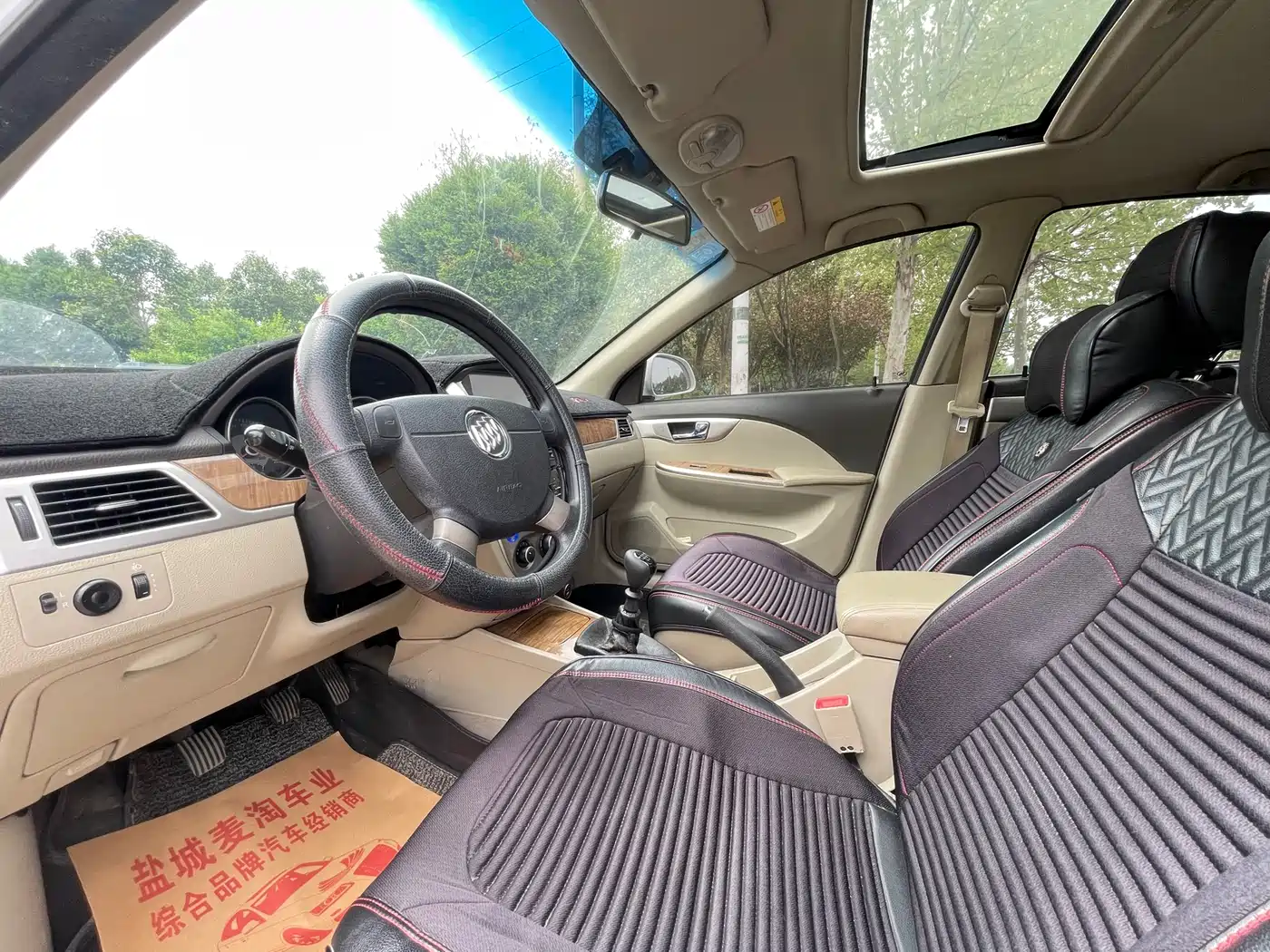 Buick Excelle 2015 1.5L Manual Classic фото 8