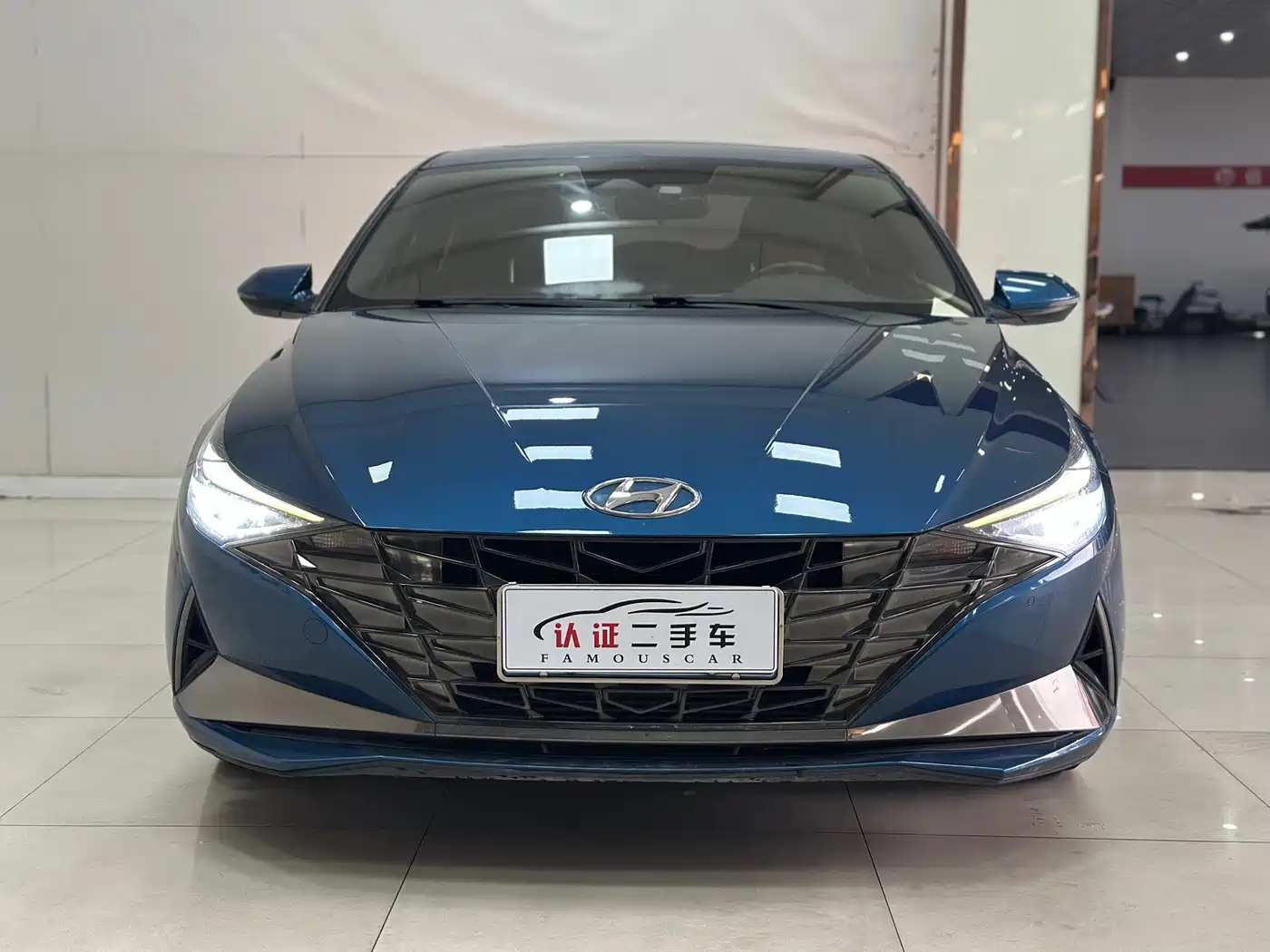 Hyundai Elantra 2021 240TGDi DCT LUX Premium Edition фото 2