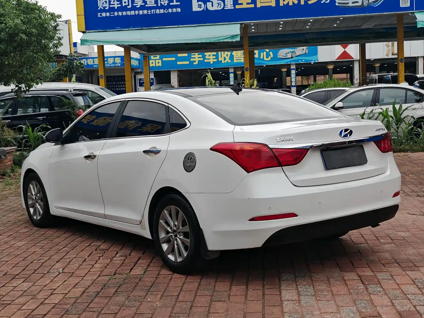 Hyundai Mistra 2014 1.8L Auto Smart GLS фото 15