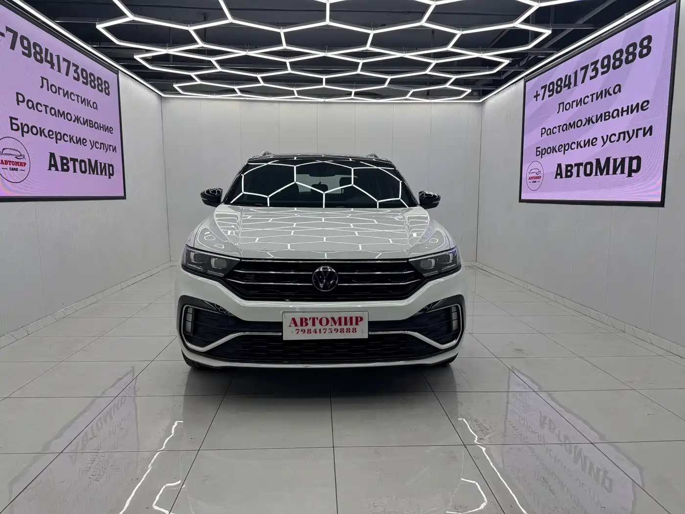 Volkswagen T-ROC 2022 280TSI DSG 2WD R-Line Pro PLUS фото 2